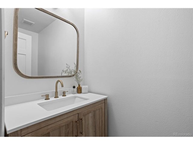 8624 E Mineral Cir, Centennial, CO 80112