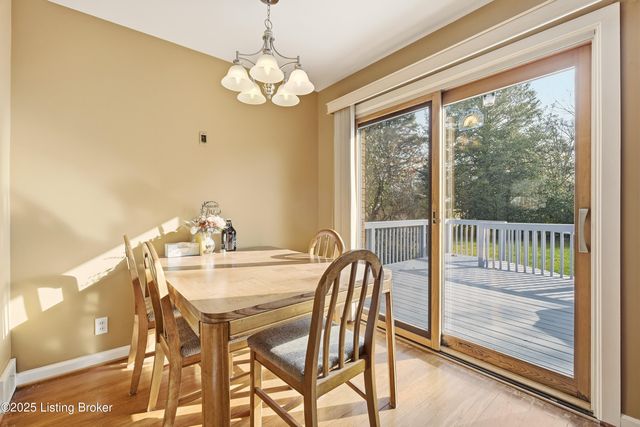 8808 Michael Edward Dr, Louisville, KY 40291