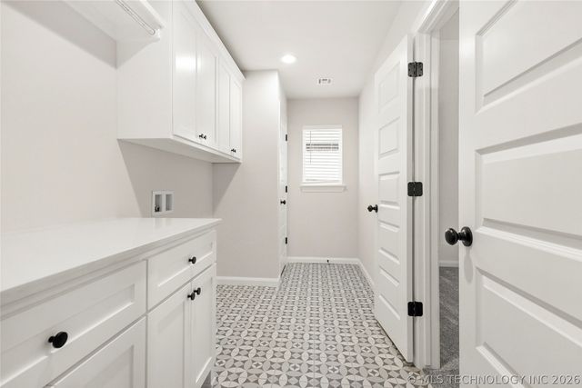 1203 N Elder Avenue, Broken Arrow, OK 74012