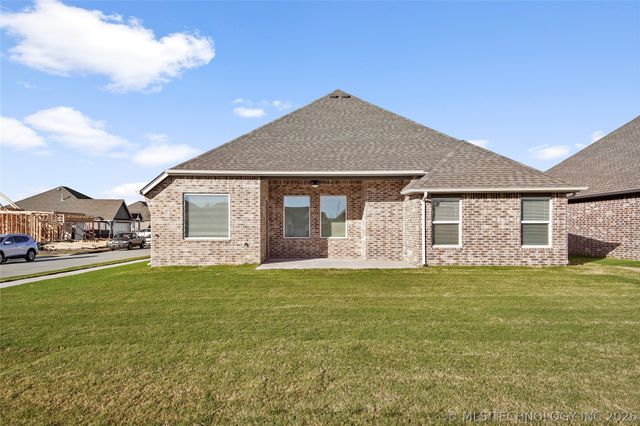 1203 N Elder Avenue, Broken Arrow, OK 74012