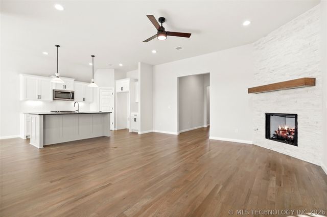 1203 N Elder Avenue, Broken Arrow, OK 74012