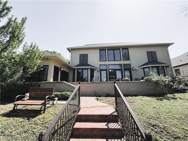 9005 Lakeside Way, Fort Smith, AR 72903