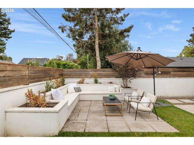 4222 N KERBY Ave, Portland, OR 97217