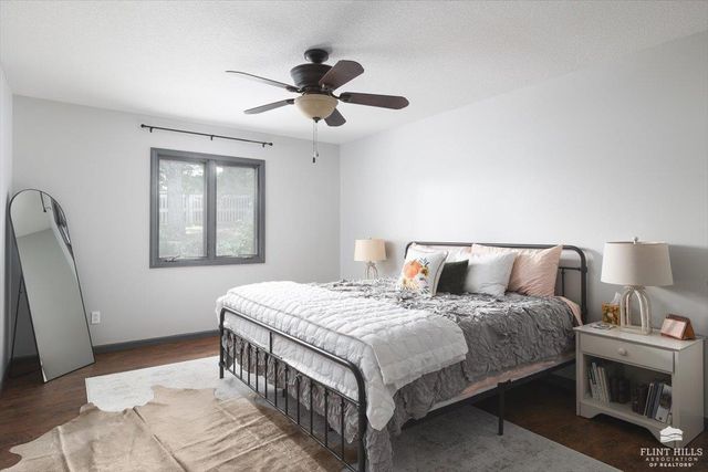 207 Ruth's Lane, Wamego, KS 66547