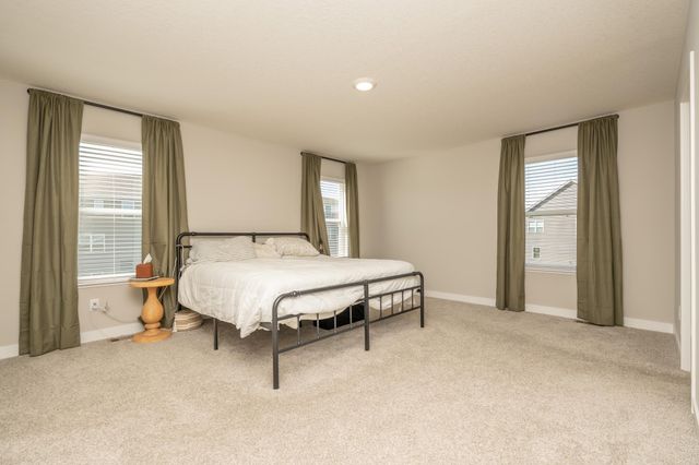 1716 Rainier Drive, Shakopee, MN 55379