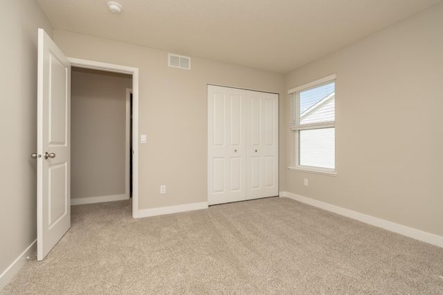 1716 Rainier Drive, Shakopee, MN 55379