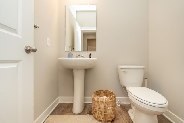 1716 Rainier Drive, Shakopee, MN 55379