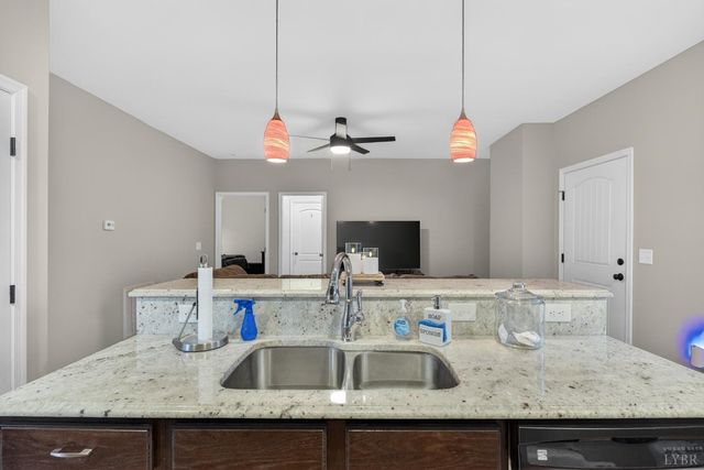 1198 Crest Ridge Drive, Bedford, VA 24523