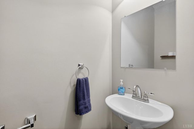 1198 Crest Ridge Drive, Bedford, VA 24523