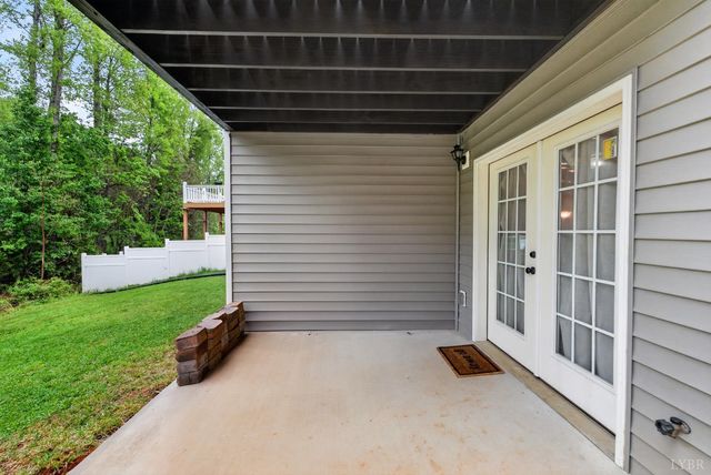 1198 Crest Ridge Drive, Bedford, VA 24523
