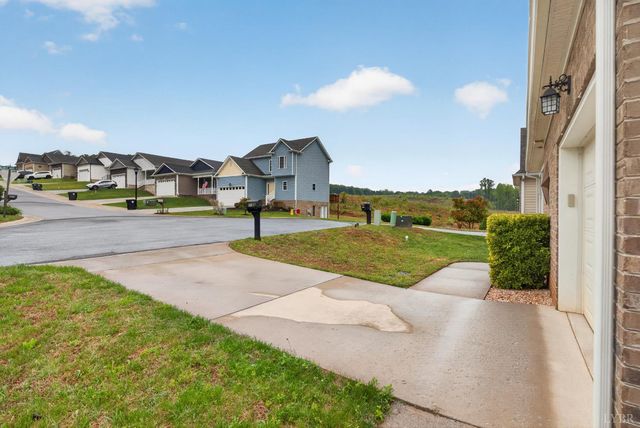 1198 Crest Ridge Drive, Bedford, VA 24523