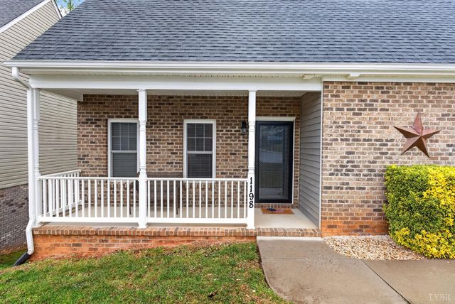 1198 Crest Ridge Drive, Bedford, VA 24523