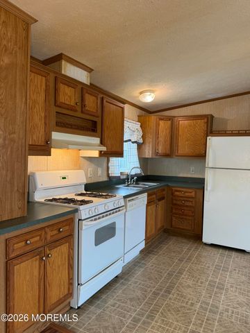 1881 W Route 37 264, Toms River, NJ 08757