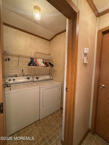 1881 W Route 37 264, Toms River, NJ 08757