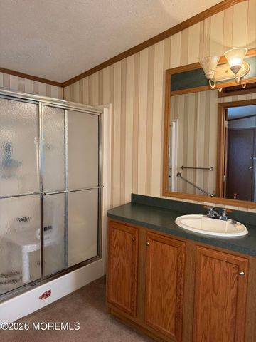 1881 W Route 37 264, Toms River, NJ 08757