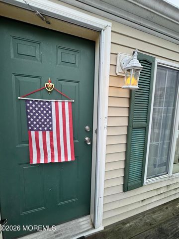 1881 W Route 37 264, Toms River, NJ 08757