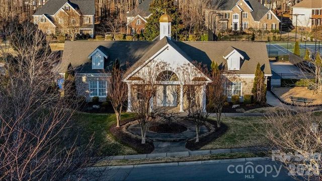 211 Forest Walk Way, Mooresville, NC 28115