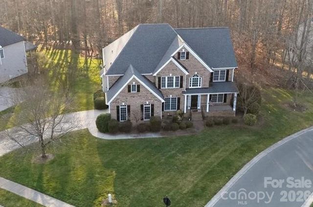 211 Forest Walk Way, Mooresville, NC 28115