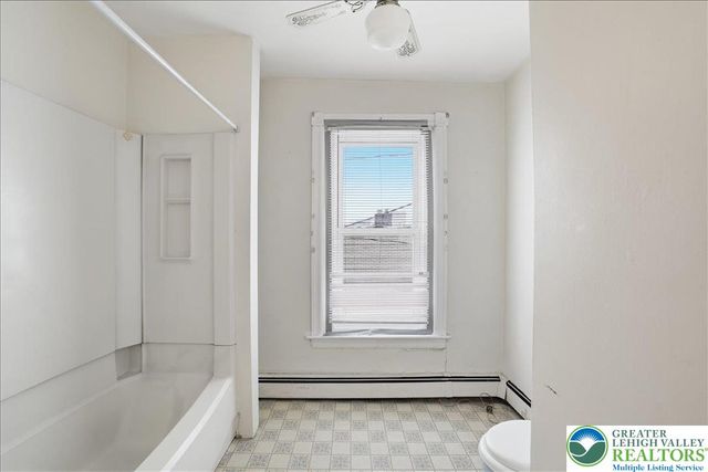 1455 West Tilghman Street, Allentown City, PA 18102