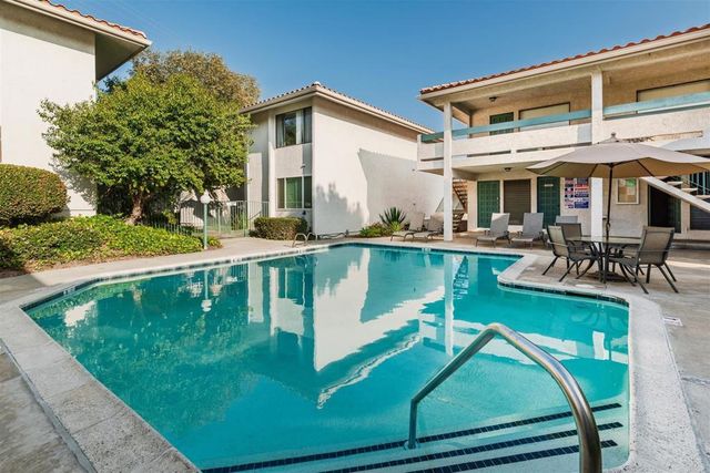 2304 Altisma Way 108, Carlsbad, CA 92009