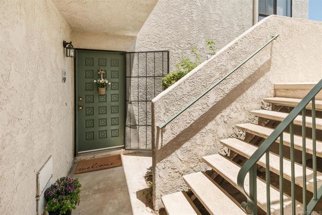 2304 Altisma Way 108, Carlsbad, CA 92009