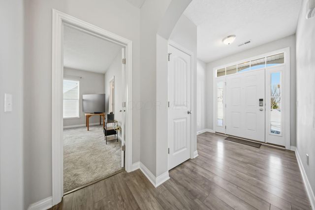 2155 Sawgrass Street, Grove City, OH 43123