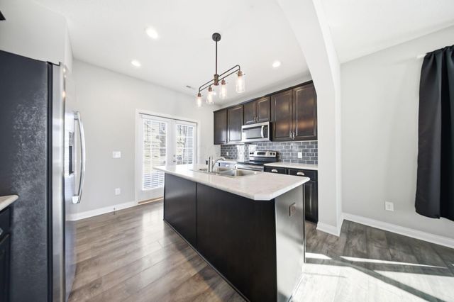 2155 Sawgrass Street, Grove City, OH 43123