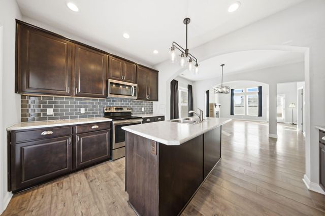 2155 Sawgrass Street, Grove City, OH 43123