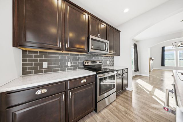 2155 Sawgrass Street, Grove City, OH 43123