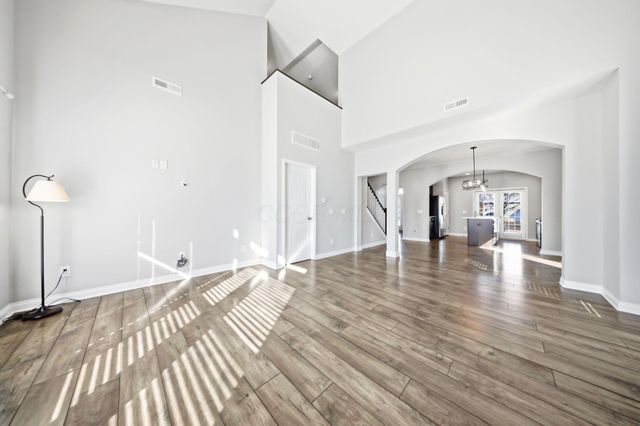 2155 Sawgrass Street, Grove City, OH 43123