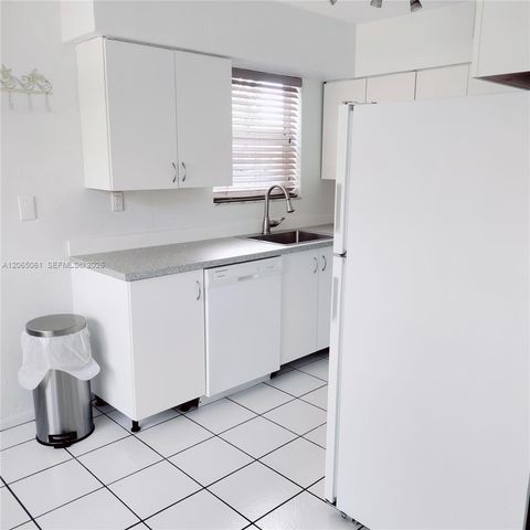 123-125 SW 19th Avenue 13, Fort Lauderdale, FL 33312