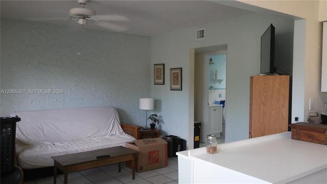 123-125 SW 19th Avenue 13, Fort Lauderdale, FL 33312