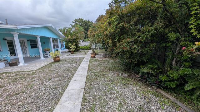 123-125 SW 19th Avenue 13, Fort Lauderdale, FL 33312