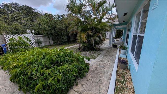 123-125 SW 19th Avenue 13, Fort Lauderdale, FL 33312