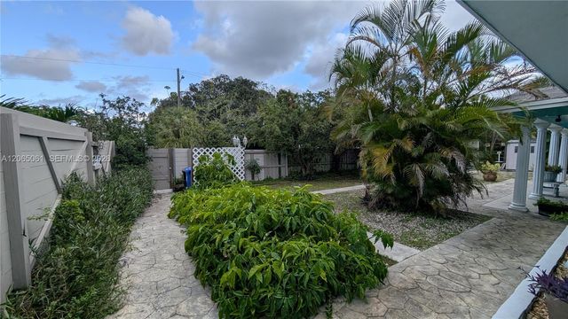 123-125 SW 19th Avenue 13, Fort Lauderdale, FL 33312
