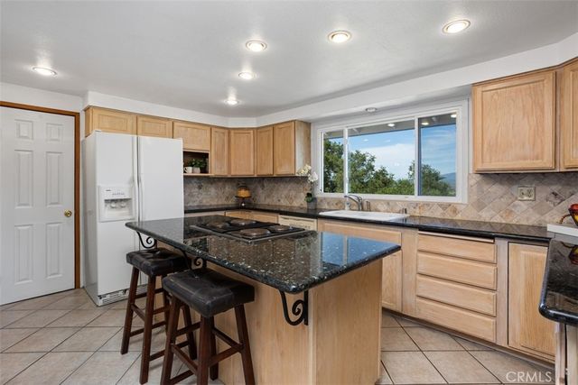 28410 Faircrest Way, Escondido, CA 92026