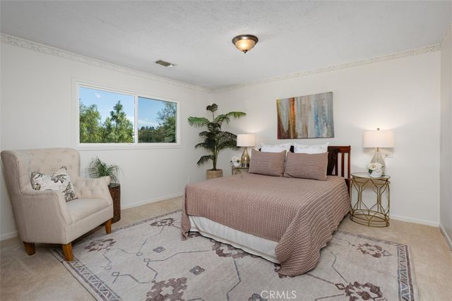 28410 Faircrest Way, Escondido, CA 92026