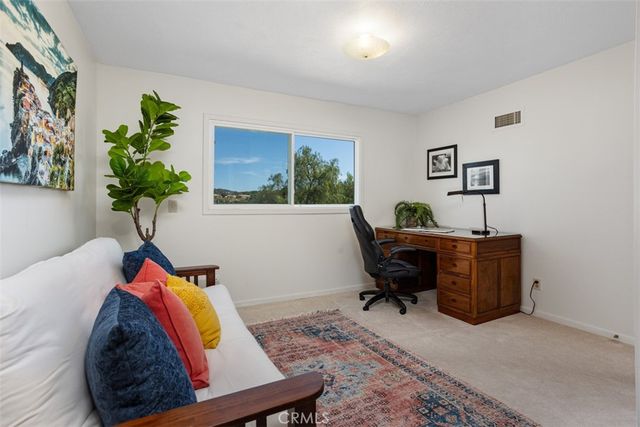 28410 Faircrest Way, Escondido, CA 92026