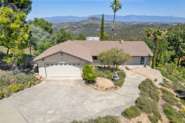 28410 Faircrest Way, Escondido, CA 92026