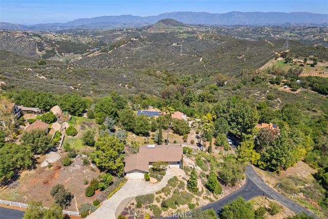 28410 Faircrest Way, Escondido, CA 92026