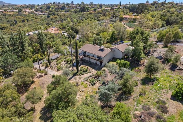 28410 Faircrest Way, Escondido, CA 92026