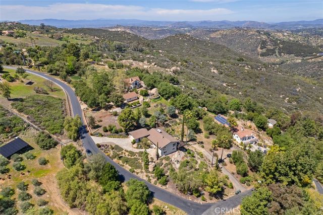 28410 Faircrest Way, Escondido, CA 92026