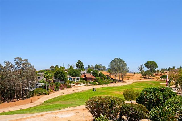 28410 Faircrest Way, Escondido, CA 92026