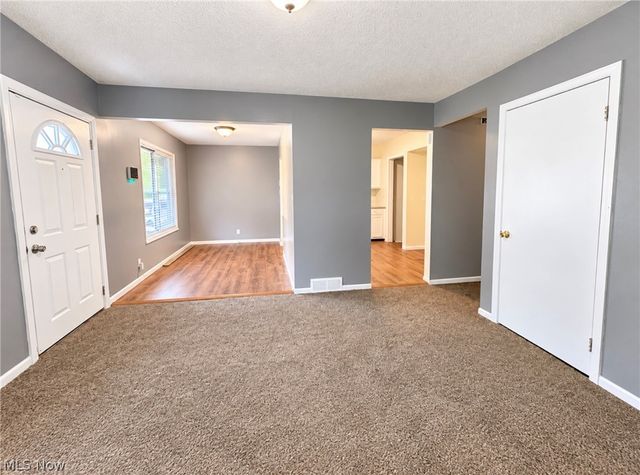 4399 E 143rd Street, Cleveland, OH 44128