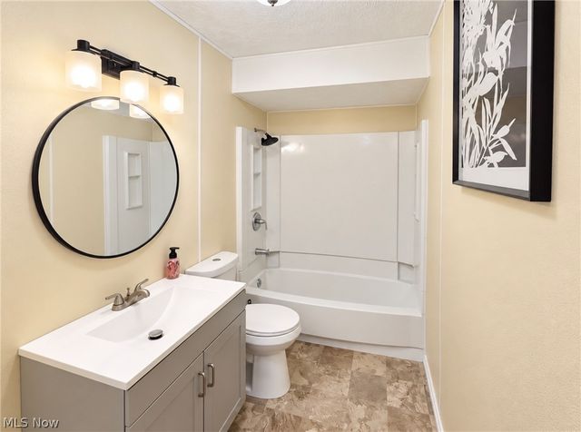 4399 E 143rd Street, Cleveland, OH 44128