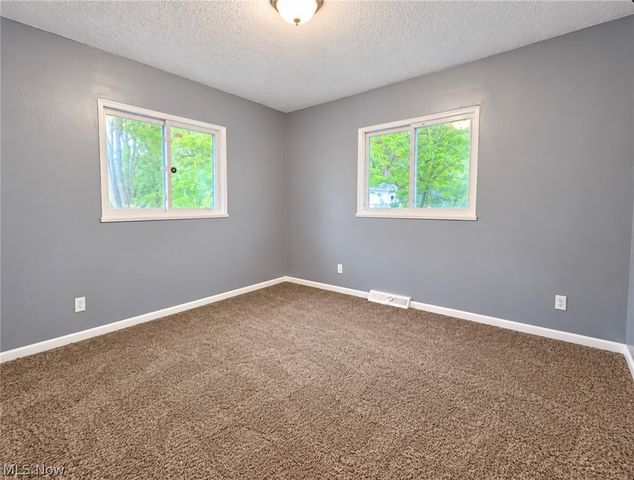 4399 E 143rd Street, Cleveland, OH 44128