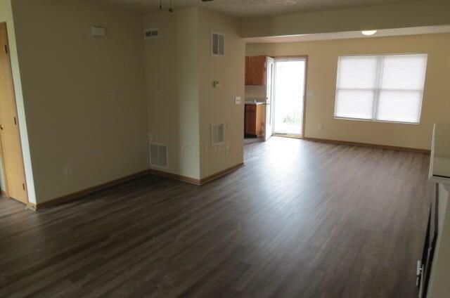 4032 Grayson Drive, Obetz, OH 43207