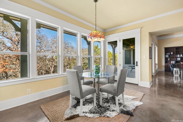 208 Hoskins, Boerne, TX 78006