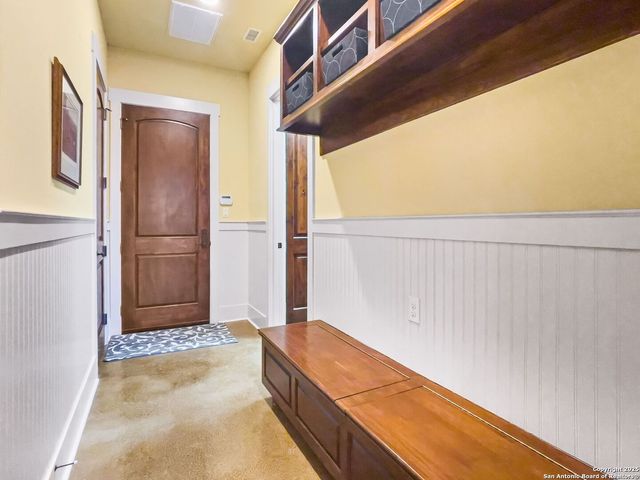 208 Hoskins, Boerne, TX 78006