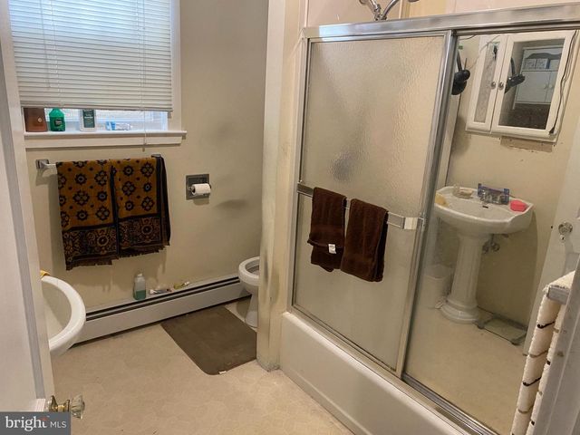 79 CROSS KEYS RD, Berlin, NJ 08009